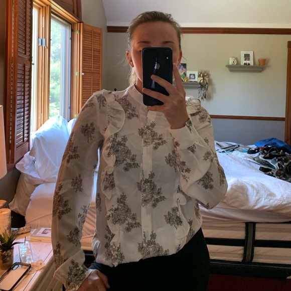 Floral Button Down - Picture 4 of 6